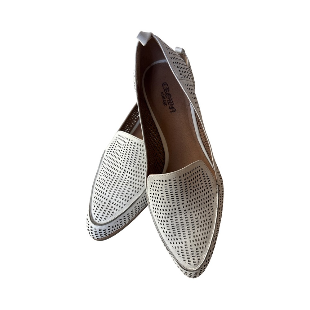 Gabor White Perforated Flats
